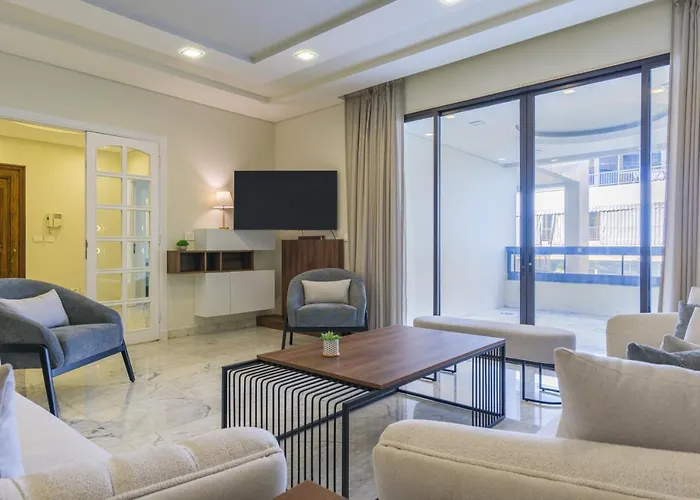 Crest 3-Bedroom Apt In Hamra W- 24-7 Power