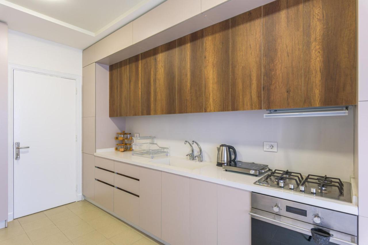 Apartment Crest 3-bedroom In Hamra W- 24-7 Power Beirut